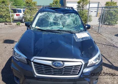 2019 Subaru Forester z USA, uszkodzony, nr VIN JF2SKACC8KH508138